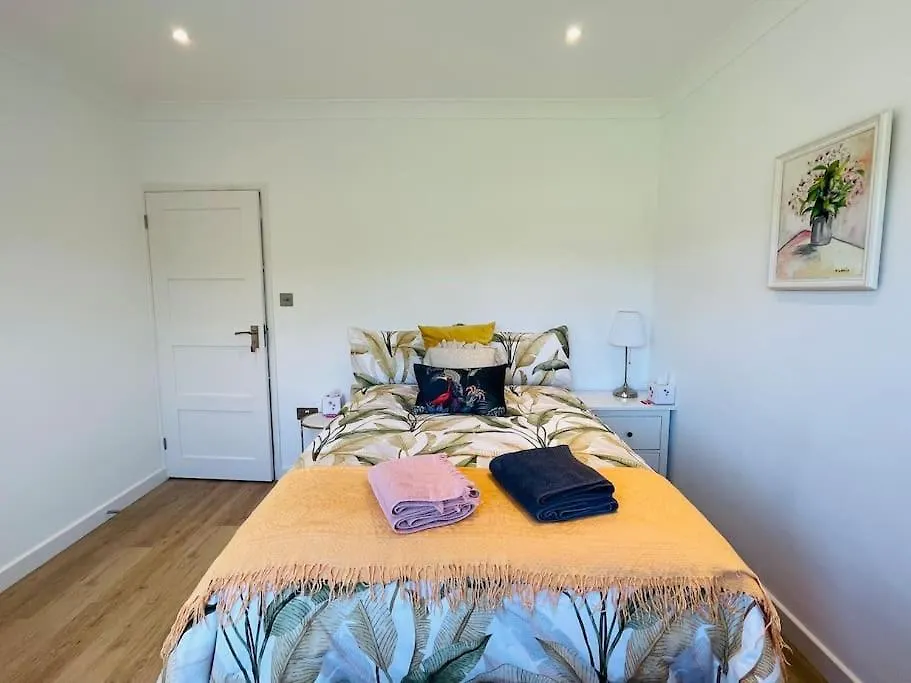 Rooms In A Beautiful House With Free On St Parking Hove 0*,  Regno Unito