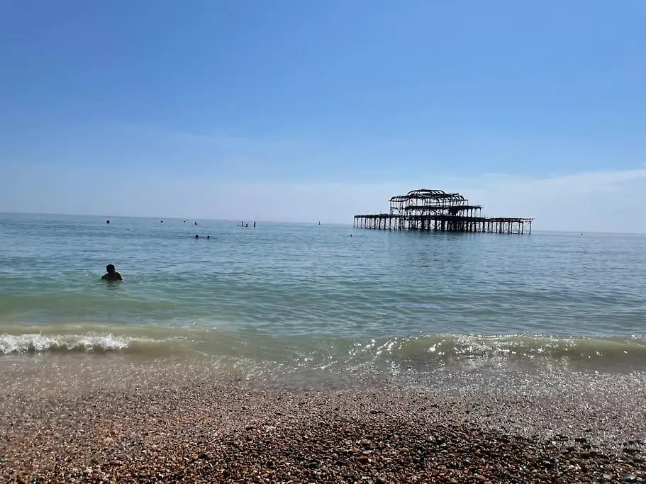 Rooms In A Beautiful House With Free On St Parking Brighton 0*,  United Kingdom