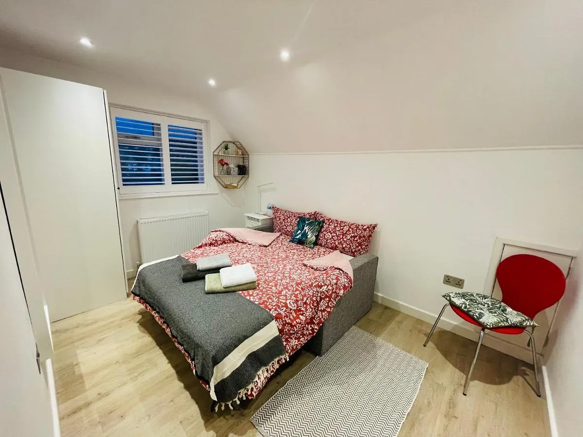 Homestay Rooms In A Beautiful House With Free On St Parking Brighton